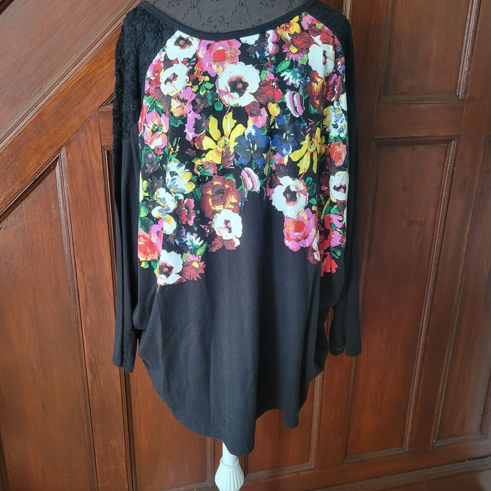 Roamans 1X 22/24 Floral Print Long Sleeve Top With Lace Accents